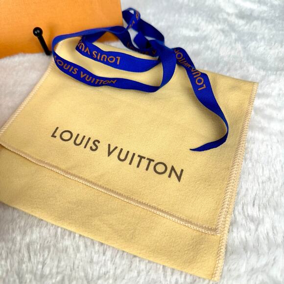 Louis Vuitton Dust Bag, shopping bag, box, gift card ribbon package set - Picture 4 of 7